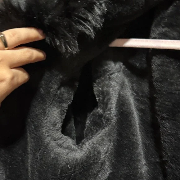 Black Fur-Trimmed Camouflage Parka - Picture 11 of 15